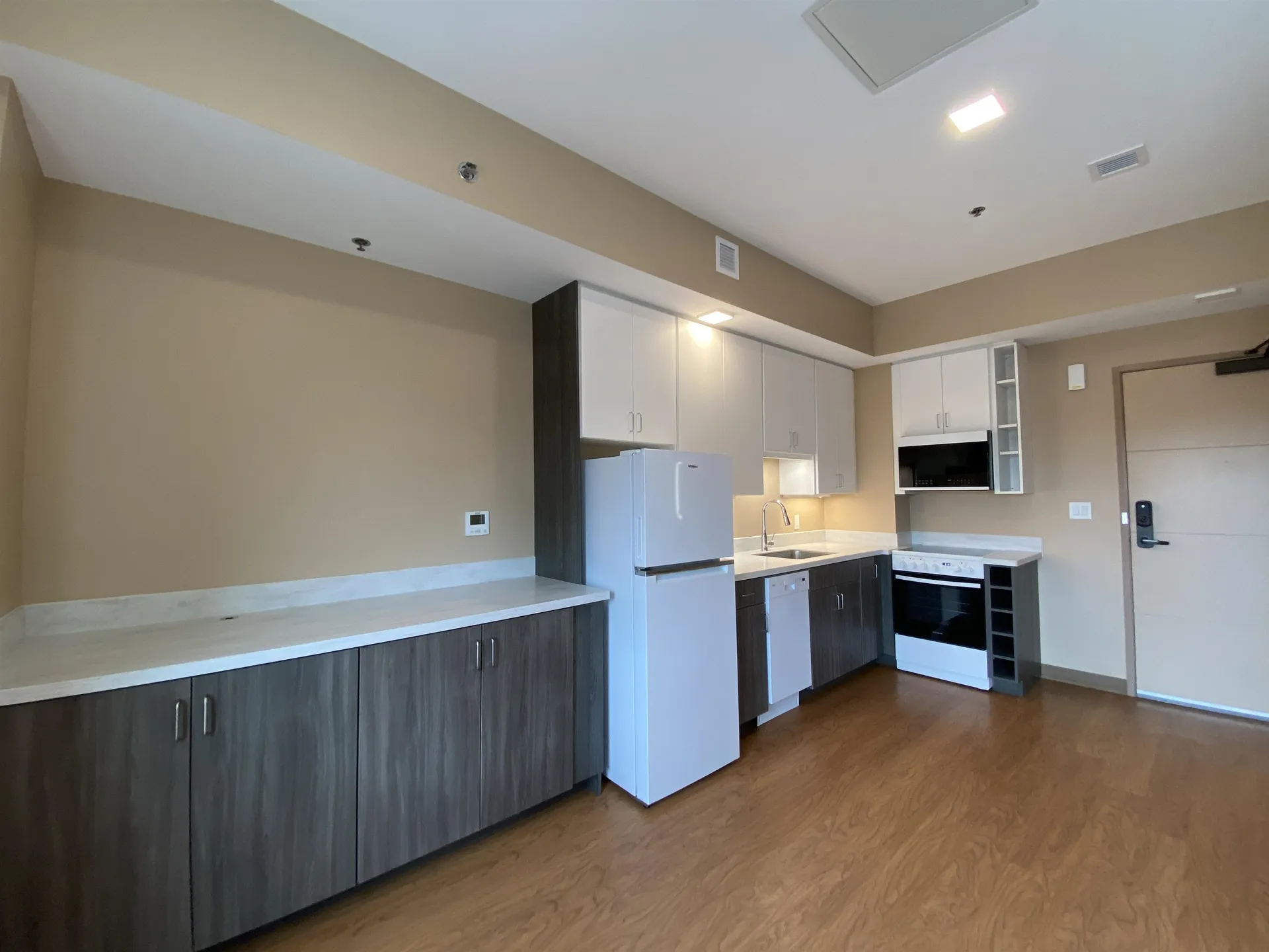 83 Hanover Street Manchester NH 03101