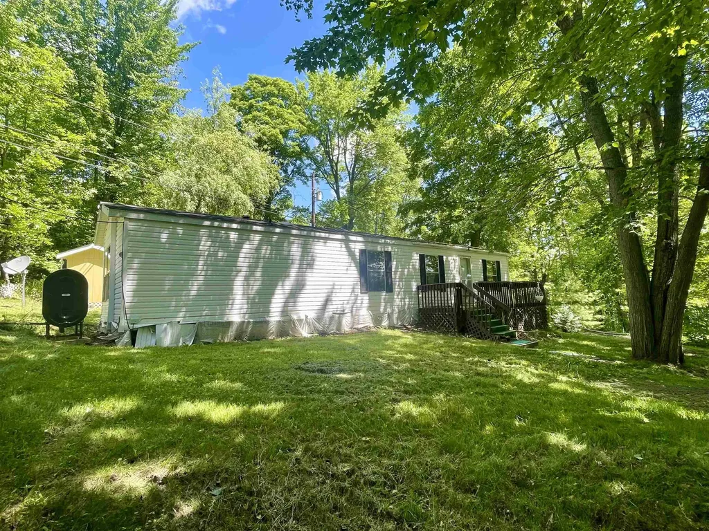 62 Maple Tree Lane Concord VT 05824