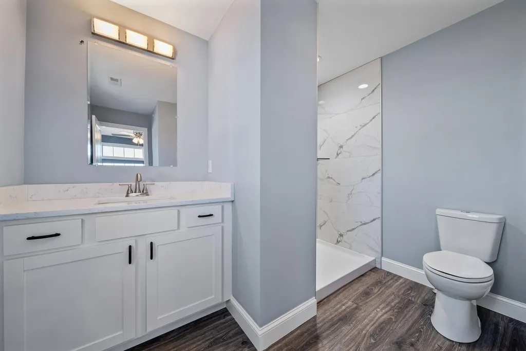 5 Dumaine Avenue Nashua NH 03063