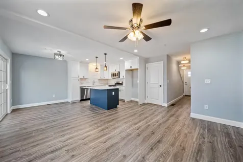 5 Dumaine Avenue Nashua NH 03063