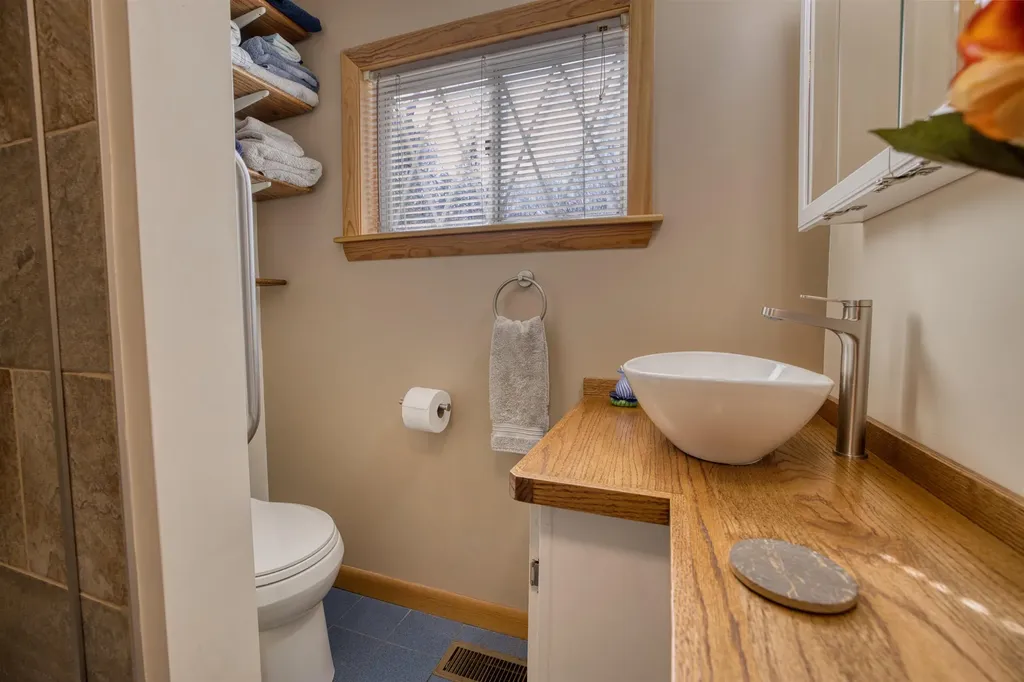 49 Mountain View Drive Moultonborough NH 03254