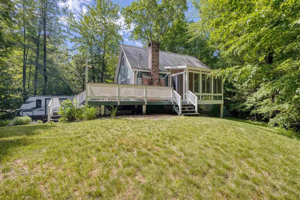 49 Mountain View Drive Moultonborough NH 03254