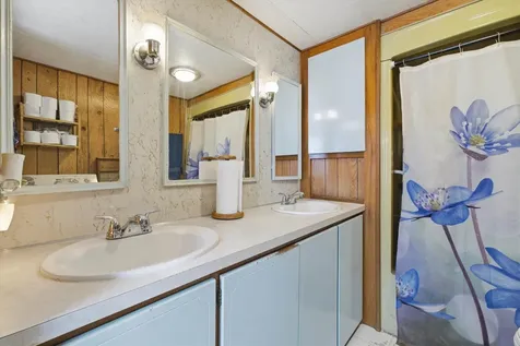 519 Canterbury Drive Exeter NH 03833