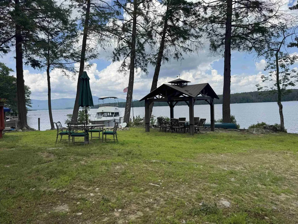 23 Cow Island Tuftonboro NH 03816