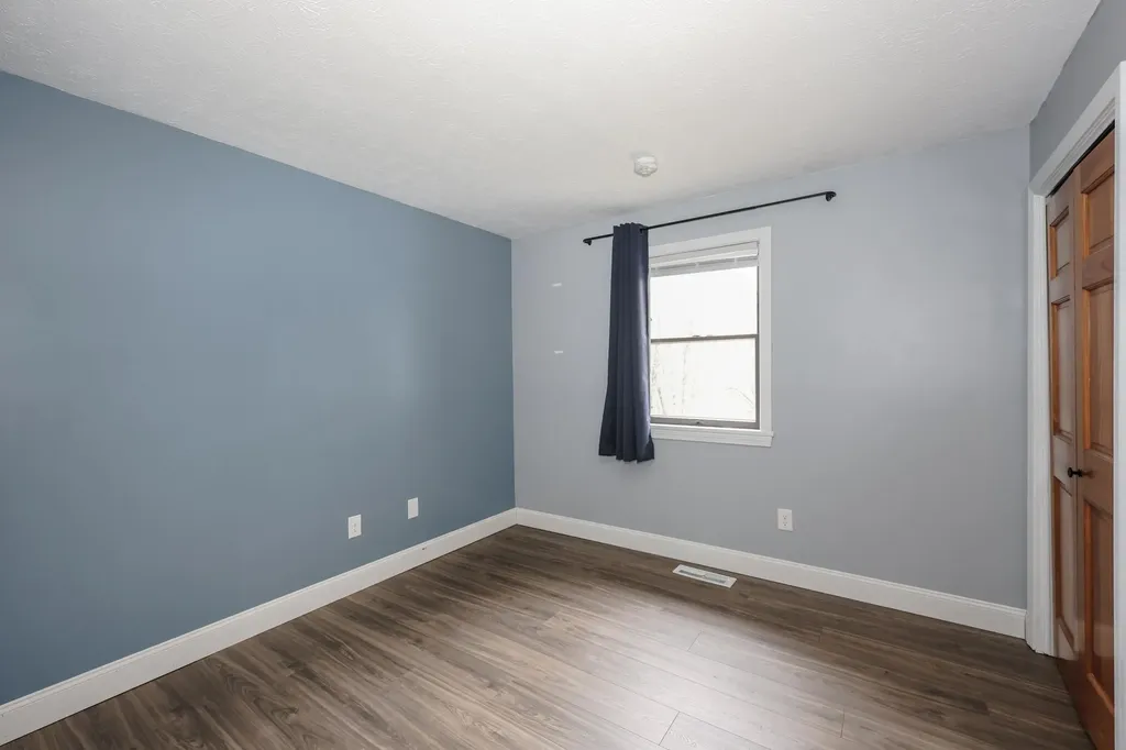 50 Edinburgh Drive Bedford NH 03110