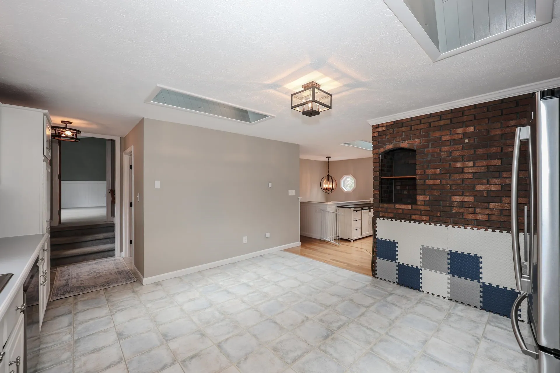 50 Edinburgh Drive Bedford NH 03110