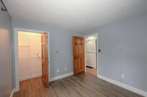 50 Edinburgh Drive Bedford NH 03110