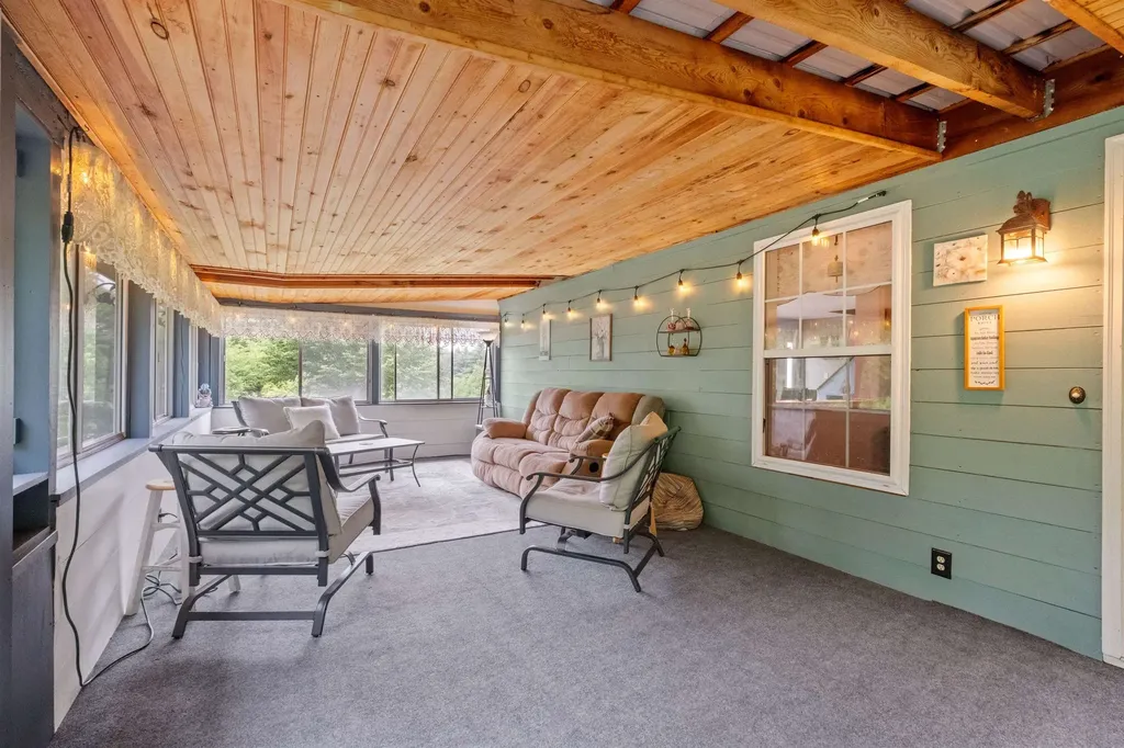 55 Walker Road Barnstead NH 03225