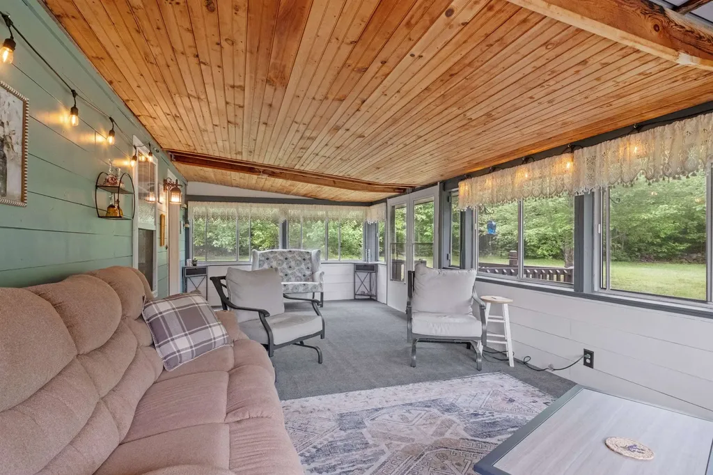 55 Walker Road Barnstead NH 03225