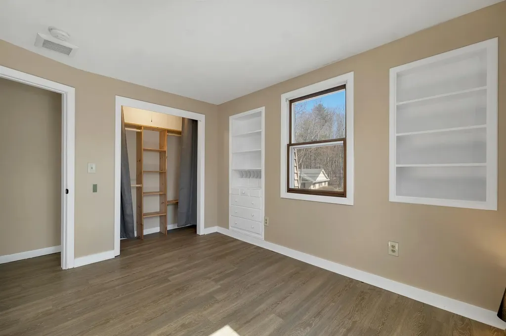 17 Harding Road Portsmouth NH 03801