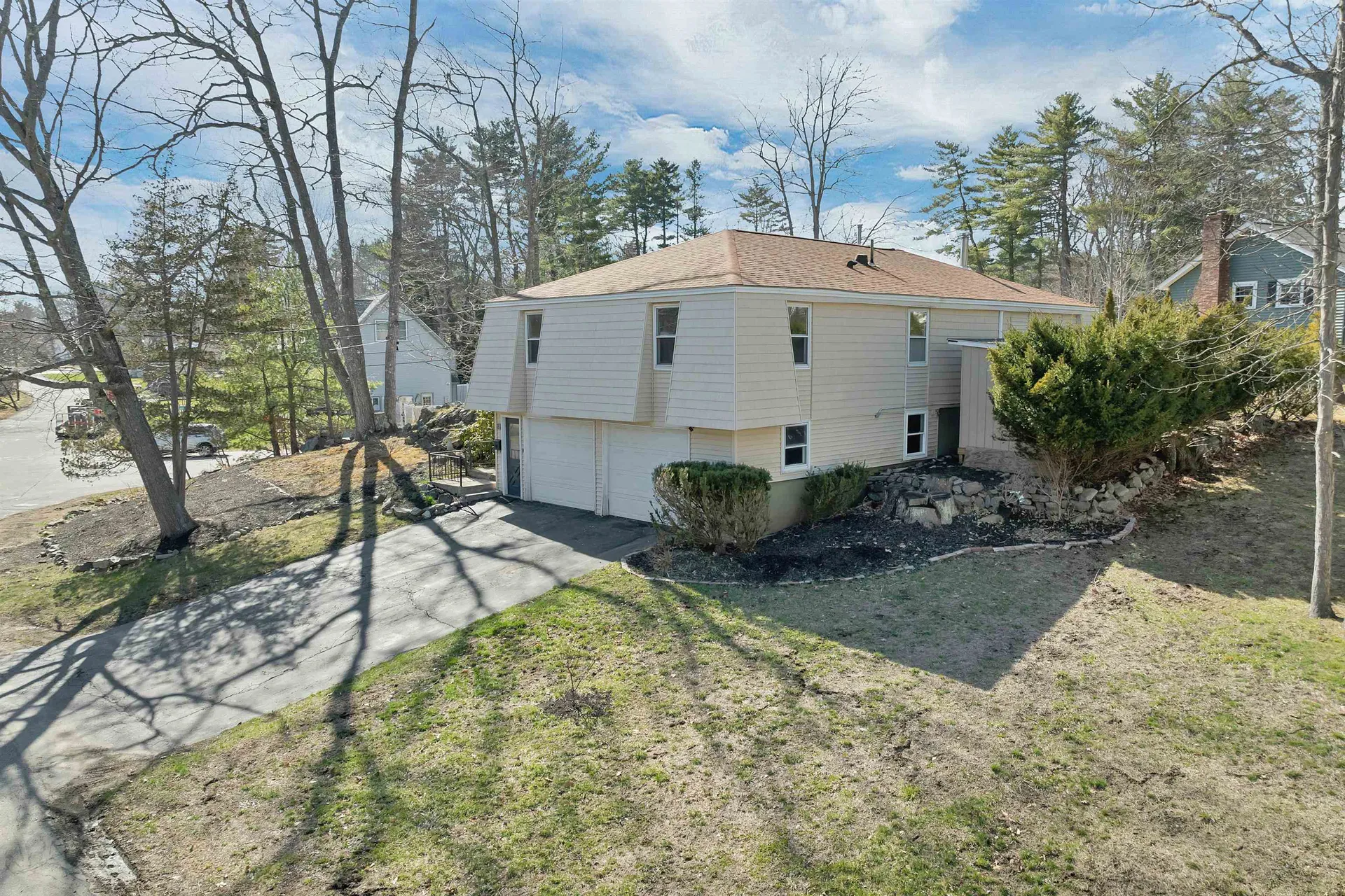 17 Harding Road Portsmouth NH 03801
