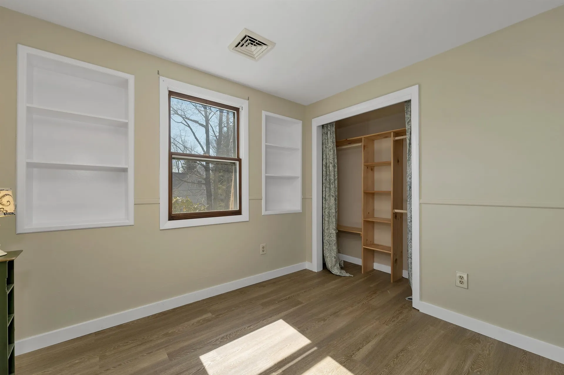 17 Harding Road Portsmouth NH 03801