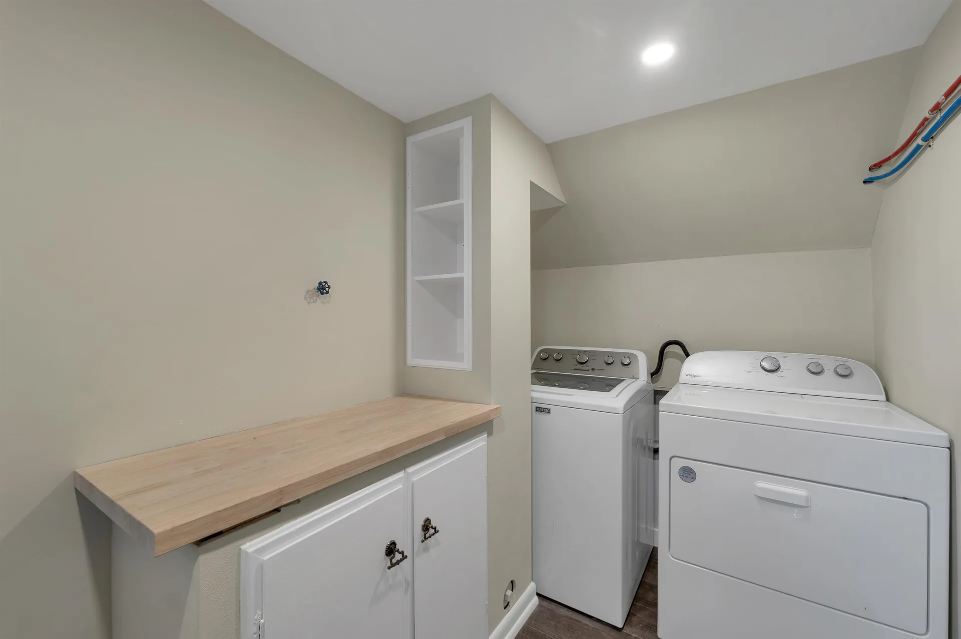 17 Harding Road Portsmouth NH 03801
