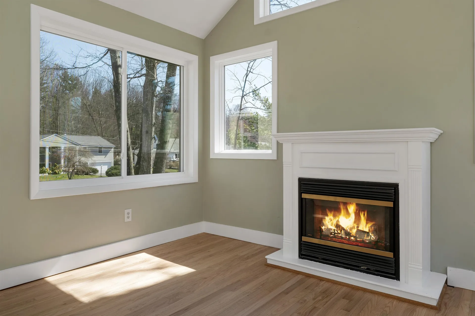 17 Harding Road Portsmouth NH 03801