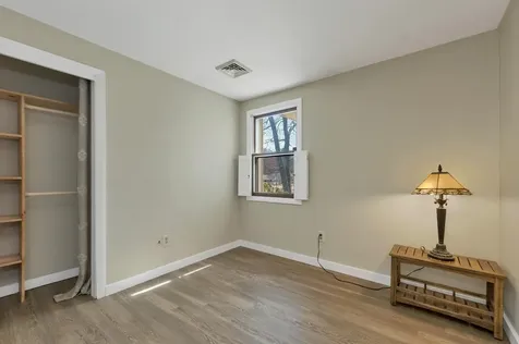 17 Harding Road Portsmouth NH 03801