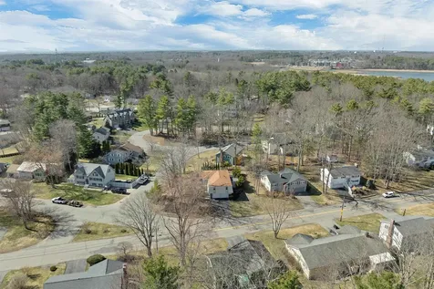 17 Harding Road Portsmouth NH 03801