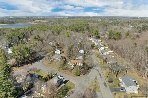 17 Harding Road Portsmouth NH 03801