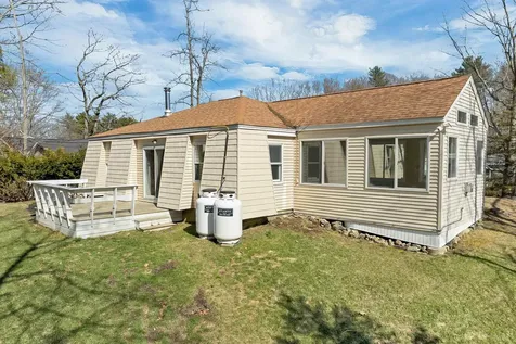 17 Harding Road Portsmouth NH 03801