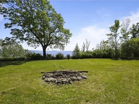 10 Gull Lane South Hero VT 05486