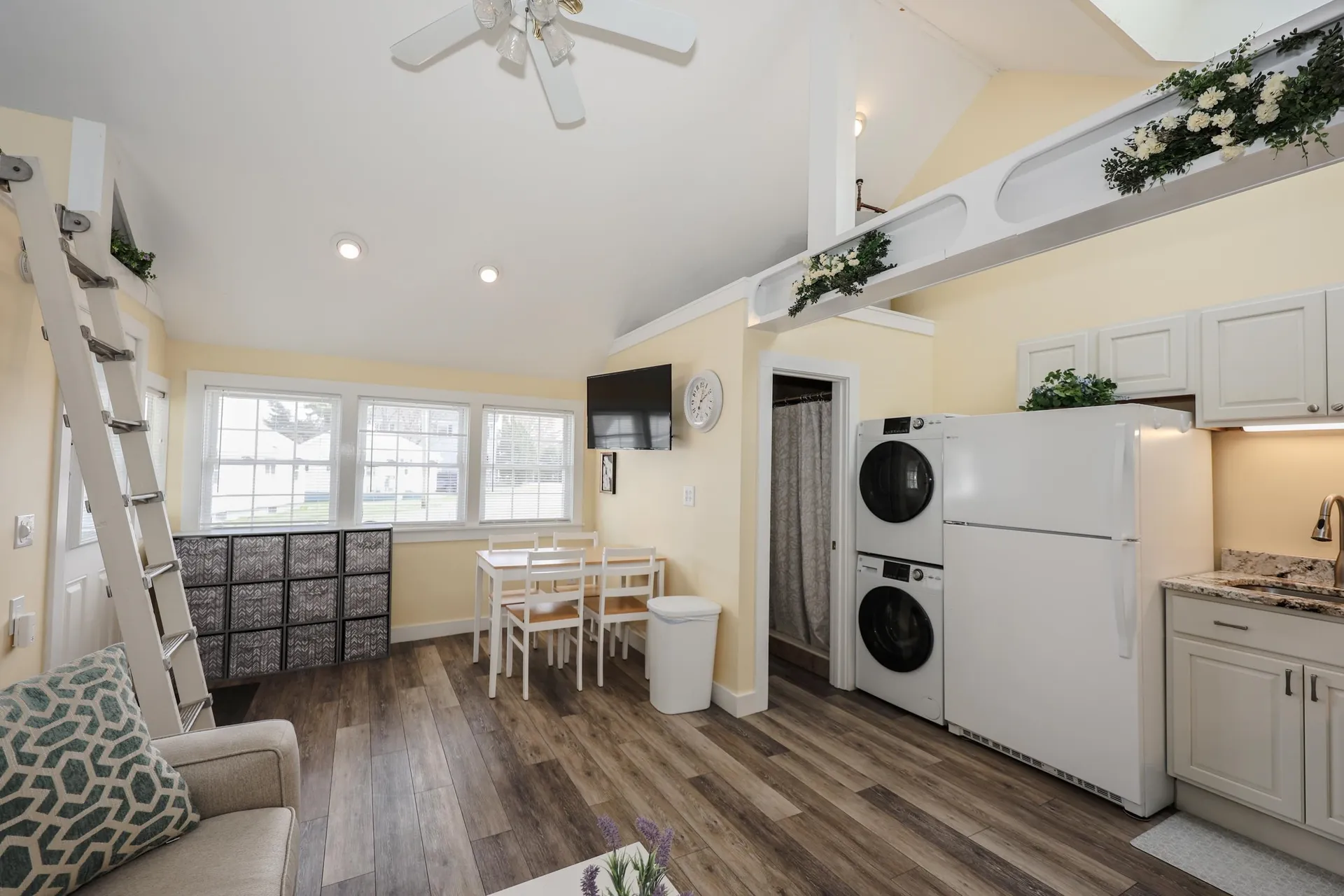 3 Bay Road Sanbornton NH 03269