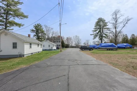 3 Bay Road Sanbornton NH 03269