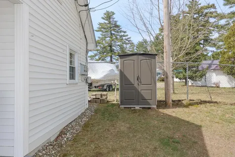 3 Bay Road Sanbornton NH 03269