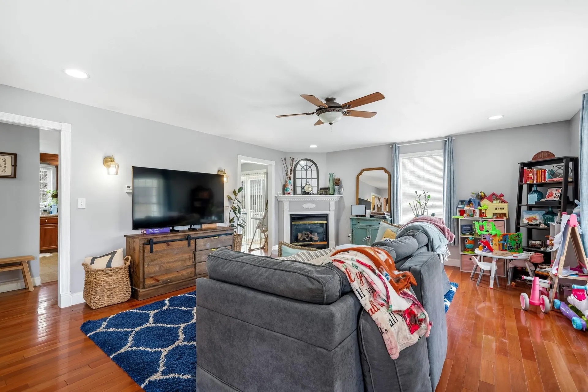 160 S Elm Street Manchester NH 03103