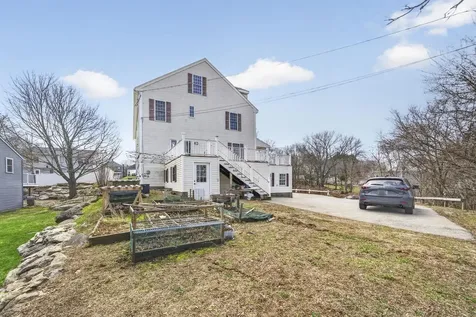 160 S Elm Street Manchester NH 03103