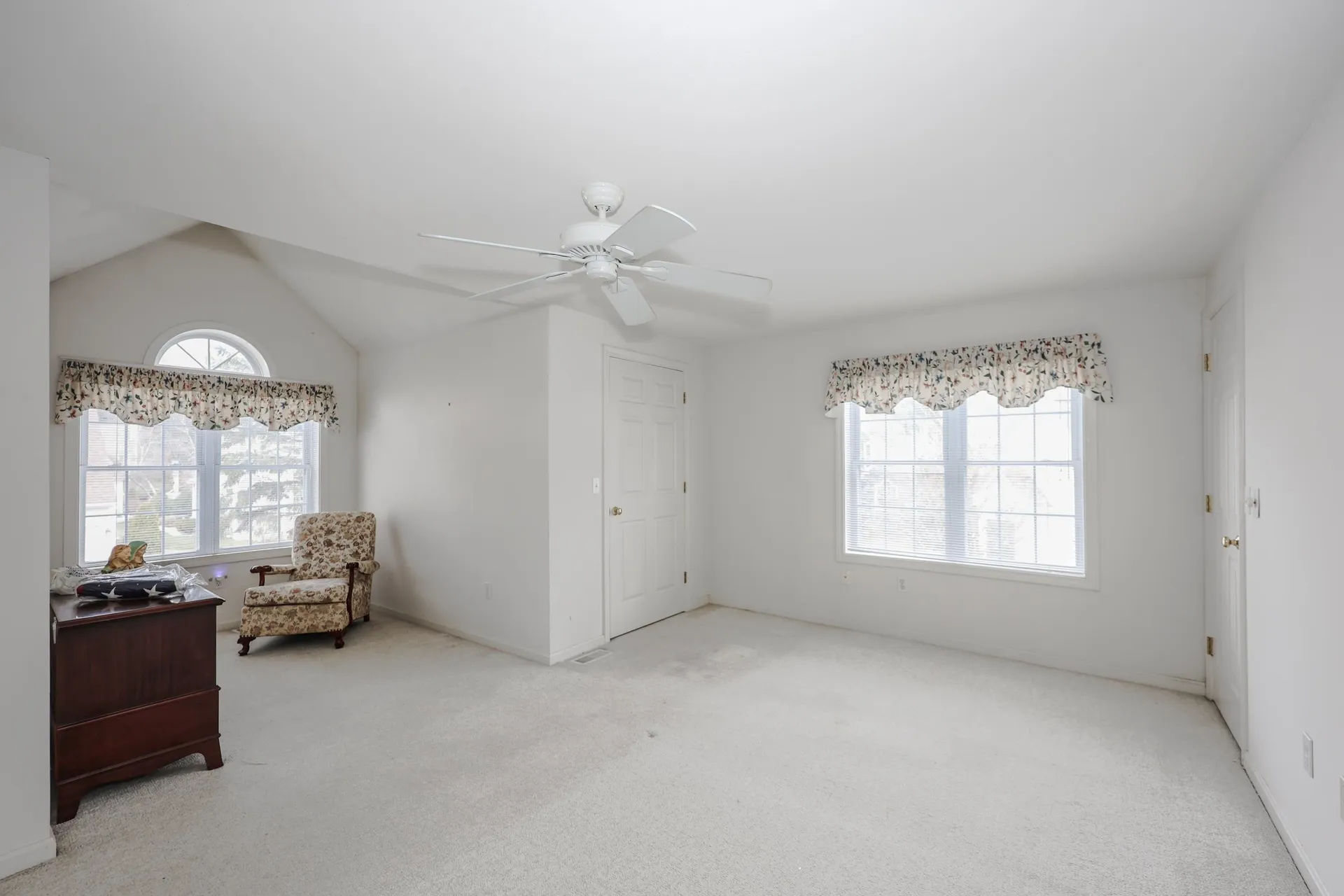 49 Drakes Landing Hampton NH 03842