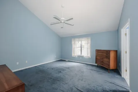 49 Drakes Landing Hampton NH 03842