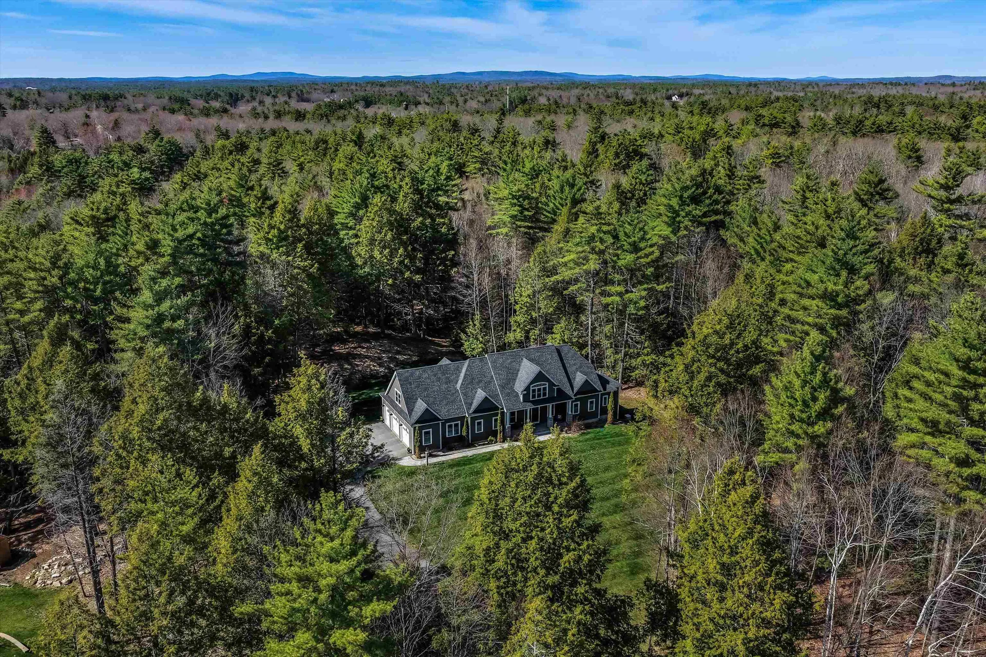 79 Thunder Road Fremont NH 03044