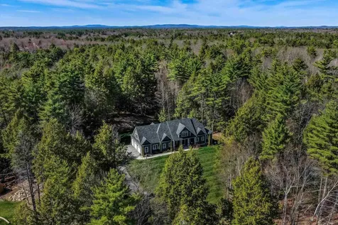 79 Thunder Road Fremont NH 03044