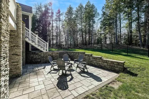 79 Thunder Road Fremont NH 03044
