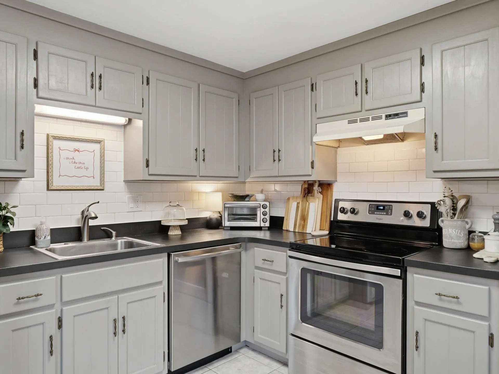 5 Jericho Drive Kingston NH 03848