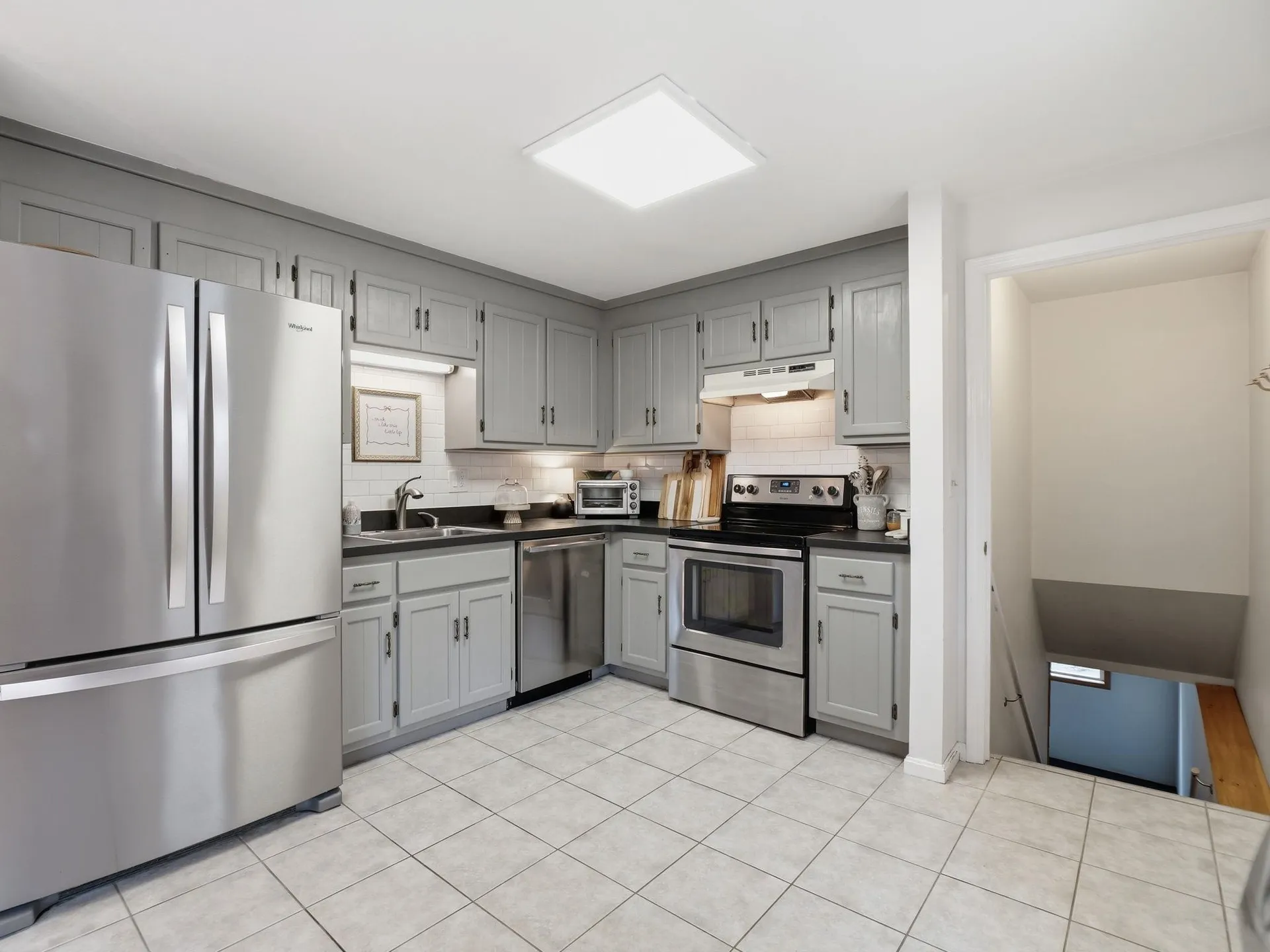 5 Jericho Drive Kingston NH 03848
