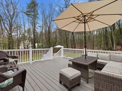 5 Jericho Drive Kingston NH 03848