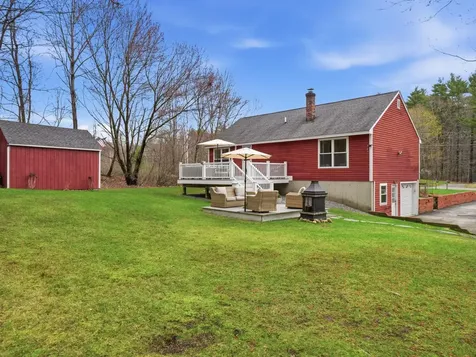 5 Jericho Drive Kingston NH 03848