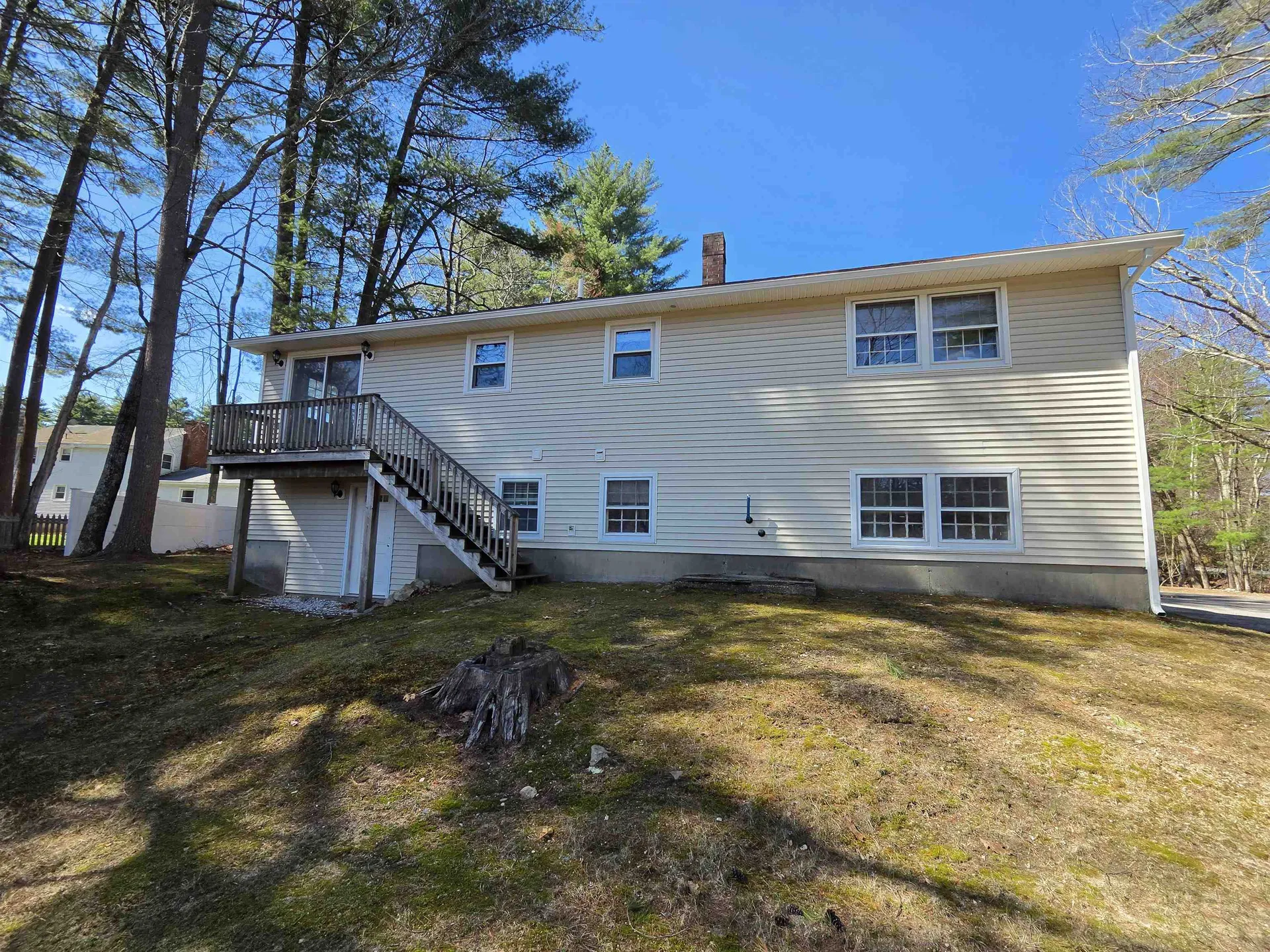 22 Tokanel Road Windham NH 03087