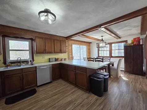 22 Tokanel Road Windham NH 03087