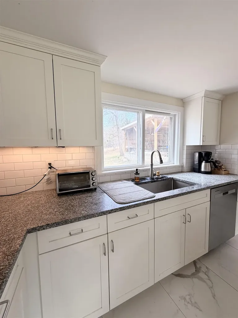 169 London Road Westmoreland NH 03467
