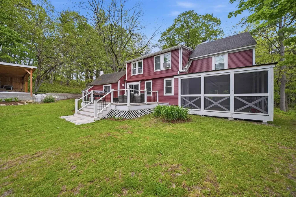 169 London Road Westmoreland NH 03467