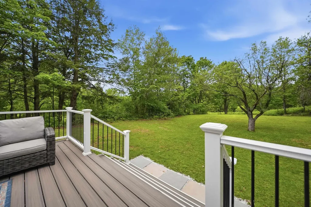 169 London Road Westmoreland NH 03467