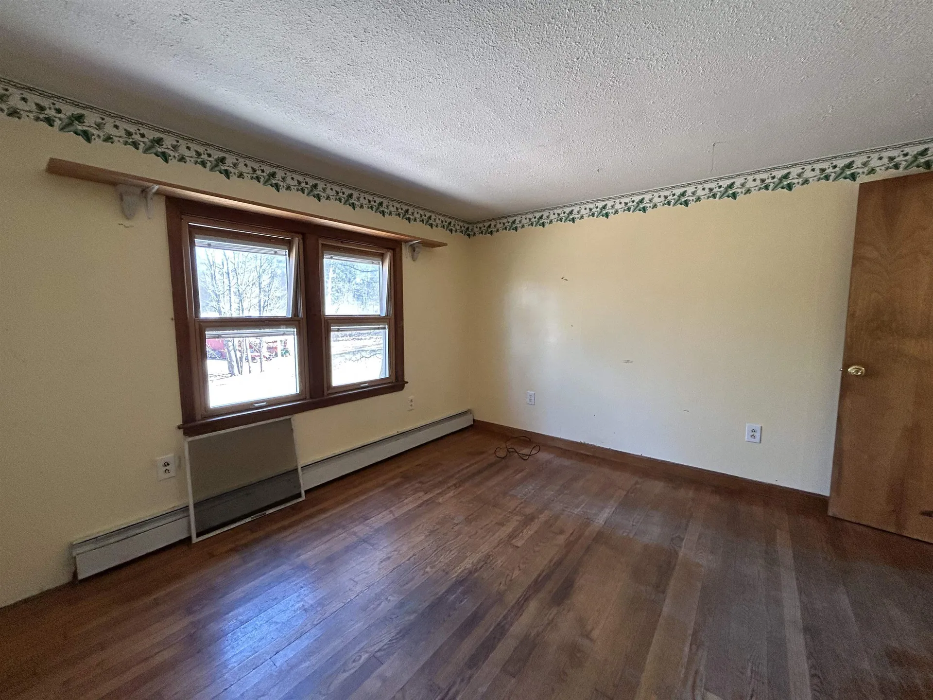 25 Hobart Road Bristol NH 03222