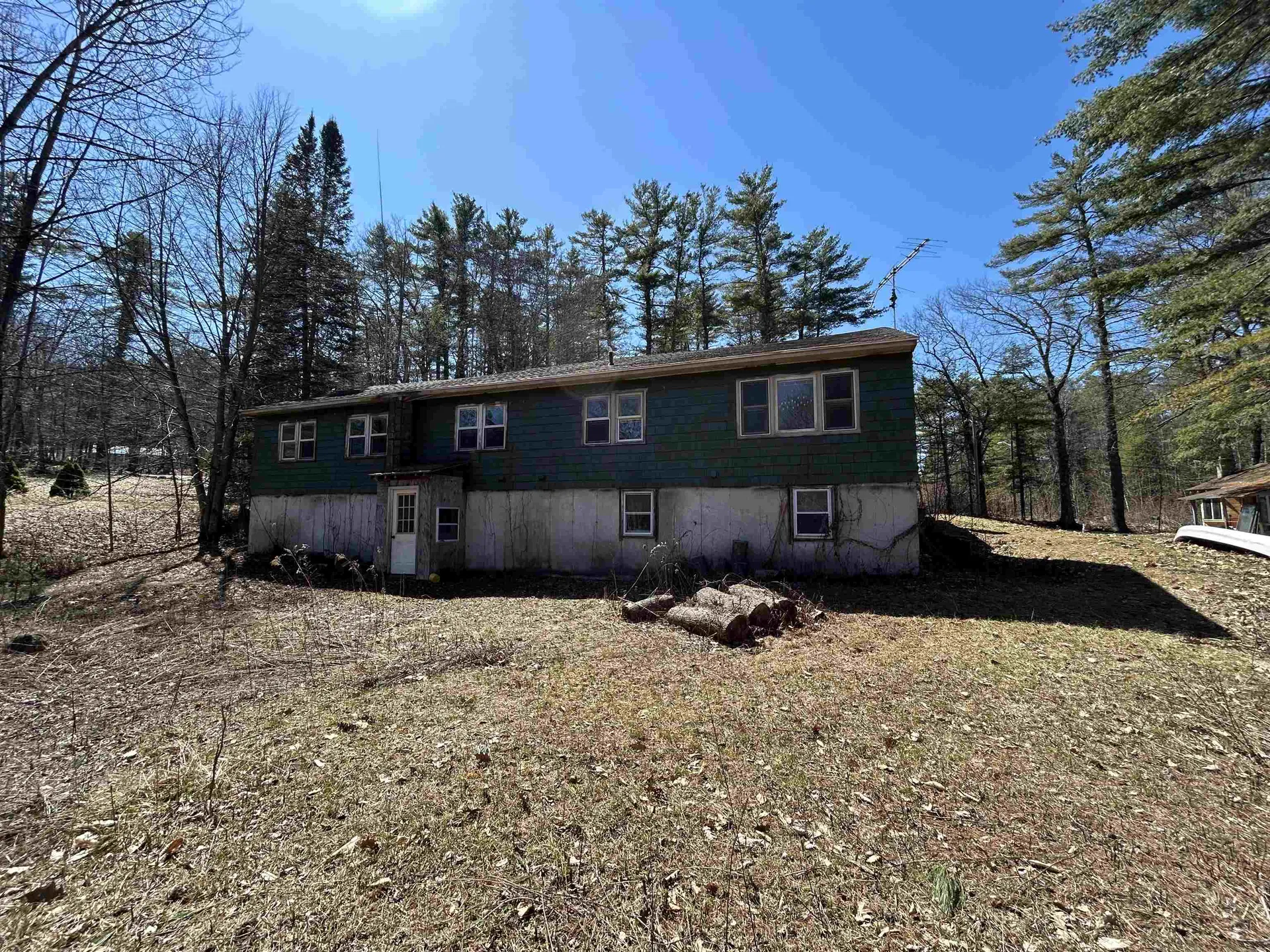 25 Hobart Road Bristol NH 03222