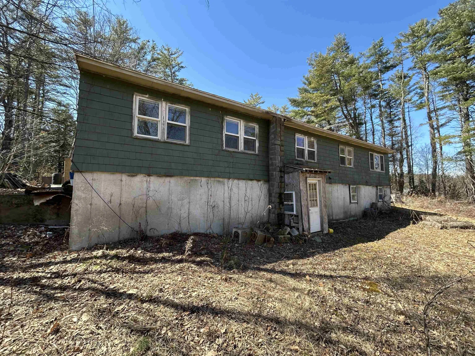 25 Hobart Road Bristol NH 03222