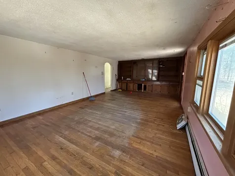 25 Hobart Road Bristol NH 03222