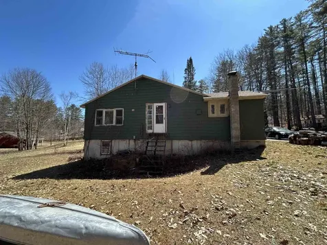 25 Hobart Road Bristol NH 03222