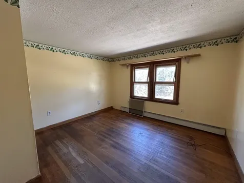 25 Hobart Road Bristol NH 03222