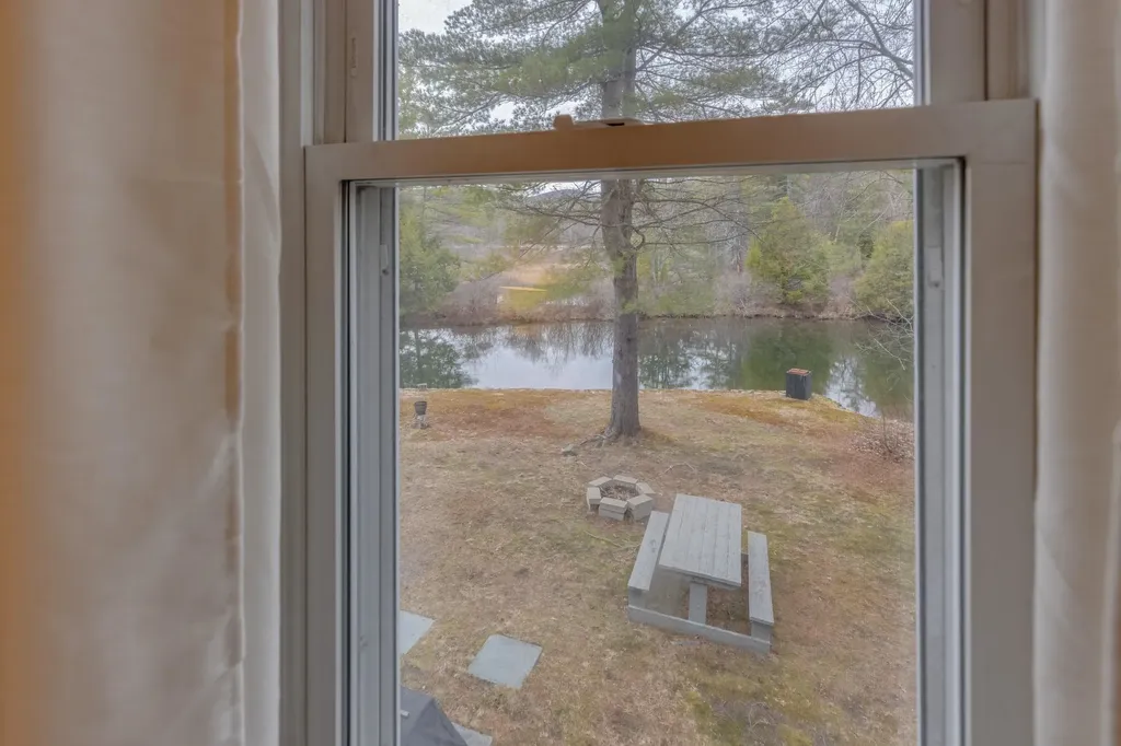 255 River Street Ashland NH 03217