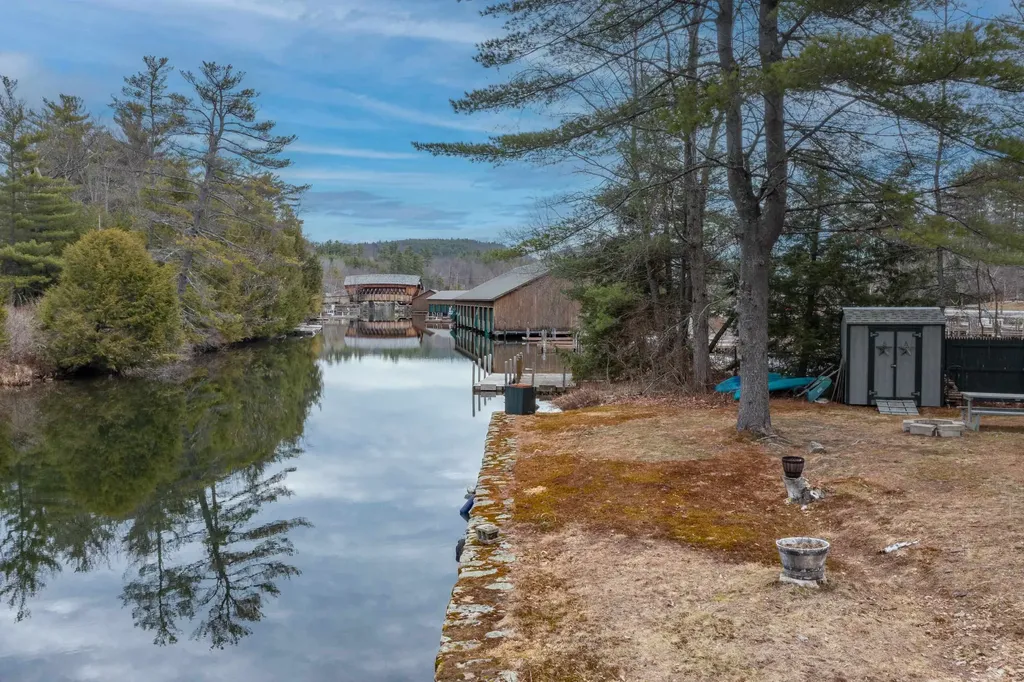 255 River Street Ashland NH 03217